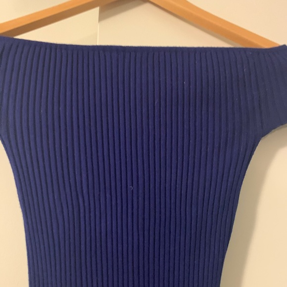 Dress - Picture 2 of 5